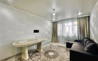 Продажа 3-комнатной квартиры, 60.4 м²