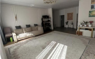 Продажа 4-комнатной квартиры, 140 м² - Продажа четырехкомнатных квартир в кирпичном доме в Астане