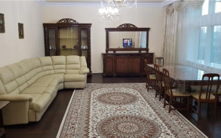 Продажа 3-комнатной квартиры, 135 м², ул. Кунаева, дом  12 - Продажа  трехкомнатных квартир в новостройках Астаны