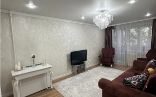 Продажа 3-комнатной квартиры, 62 м², 1 кв-л, дом  8 - Продажа  трехкомнатных квартир в Караганде без посредников с фото