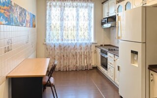 Продажа 2-комнатной квартиры, 72 м²