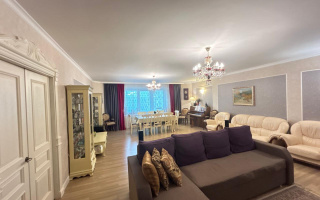 Продажа 5-комнатной квартиры, 196 м², пр. Абая - Продажа  пятикомнатных квартир в новостройках Астаны