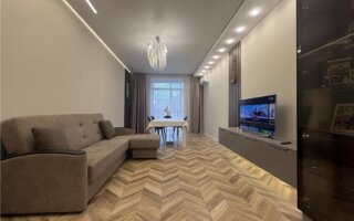 Продажа 3-комнатной квартиры, 93 м²