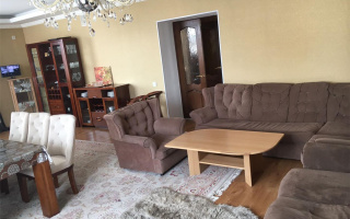 Продажа 6-комнатного дома, 343 м², ул. Жандарбековой - Продажа домов, коттеджей в Караганде с фото