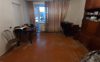 Продажа 3-комнатной квартиры, 61 м², ул. Крылова, дом  38 - Продажа  трехкомнатных квартир в Караганде с фото