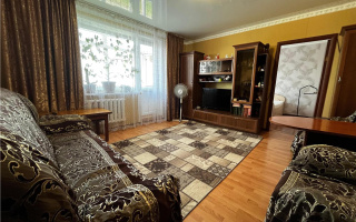 Продажа 4-комнатной квартиры, 76 м², мкр-н Голубые Пруды, дом  6 - Продажа  четырехкомнатных квартир в Караганде