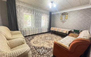 Продажа 4-комнатного дома, 90 м² - Продажа домов, коттеджей в Караганде