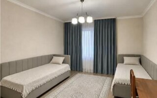 Продажа 2-комнатной квартиры, 65 м²