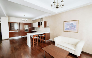 Аренда 3-комнатной квартиры, 200 м², Мирас, дом  188/2 - Аренда квартир помесячно в Казахстане