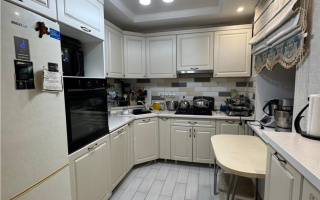 Продажа 3-комнатной квартиры, 61 м², ул. Аманжолова - Продажа  трехкомнатных квартир в Караганде с фото