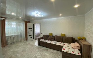 Продажа 2-комнатной квартиры, 43 м², ул. Магнитогорская, дом  2 - Продажа  двухкомнатных квартир в Караганде