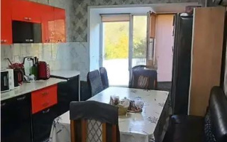 Продажа 5-комнатной квартиры, 100 м², ул. Лободы, дом  46 - Продажа  пятикомнатных квартир в Караганде