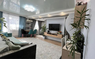 Продажа 3-комнатной квартиры, 56 м², ул. Алиханова, дом  8а - Продажа  трехкомнатных квартир в Караганде с фото