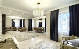 Продажа 7-комнатного дома, 450 м² - Продажа пятикомнатных и более домов, коттеджей в Караганде