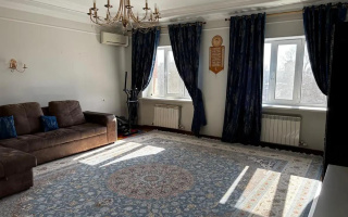 Продажа 3-комнатной квартиры, 110 м², ул. Крылова, дом  43 - Продажа квартир в Караганде