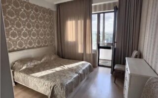 Продажа 4-комнатной квартиры, 112 м²