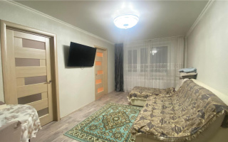 Продажа 4-комнатной квартиры, 61 м², ул. Муканова - Продажа  четырехкомнатных квартир в Караганде