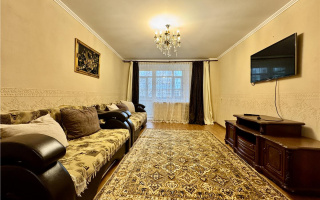 Продажа 3-комнатной квартиры, 63 м², ул. Аманжолова, дом  7 - Продажа квартир в Караганде