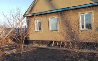 Продажа 4-комнатного дома, 100 м², ул. Некрасова - Продажа  четырехкомнатных домов, коттеджей в Караганде без посредников