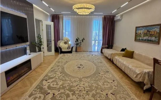 Продажа 4-комнатной квартиры, 135 м², ул. Бухар жырау, дом  31 - Продажа  четырехкомнатных квартир в Астане без посредников с фото