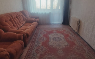 Продажа 4-комнатной квартиры, 76 м², 1 кв-л, дом  14 - Продажа  четырехкомнатных квартир в Караганде