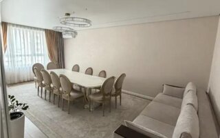 Продажа 3-комнатной квартиры, 104 м²