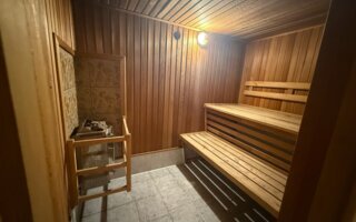 Аренда 9-комнатного дома, 450 м² - Продажа зданий в Актау