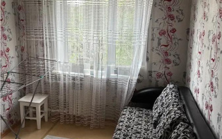 Продажа 3-комнатной квартиры, 47 м², мкр-н 16, дом  2 - Продажа  трехкомнатных квартир в Караганде без посредников с фото