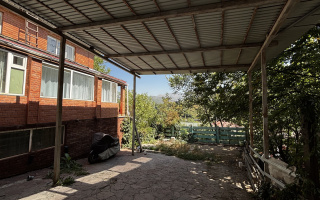 Продажа 10-комнатного дома, 357 м², пер. Кербулакский - Продажа  пятикомнатных домов, коттеджей в Алматы