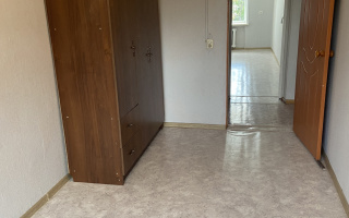 Продажа 3-комнатной квартиры, 55 м², 12-й мкр., дом  29 - Продажа  трехкомнатных квартир в Караганде с фото