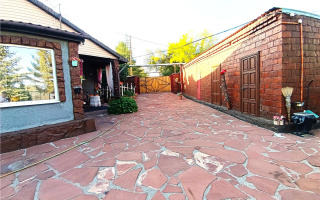 Продажа 5-комнатного дома, 85 м², ул. Емельяна Пугачева - Продажа домов, коттеджей в Караганде