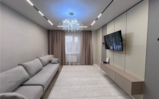 Продажа 3-комнатной квартиры, 89 м², пр. Шахтеров, дом  52 - Продажа  трехкомнатных квартир в Караганде с фото