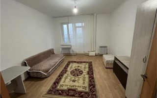 Продажа 1-комнатной квартиры, 40 м², ул. Молдагалиева, дом  2/2 - Продажа квартир в Казахстане