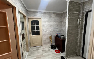 Продажа 3-комнатной квартиры, 64 м², мкр-н 14, дом  7 - Продажа квартир в Караганде с фото