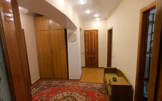 Продажа 4-комнатной квартиры, 83 м², ул. Айманова, дом  85 - ул. Курмангазы - Продажа  четырехкомнатных квартир в Алматы