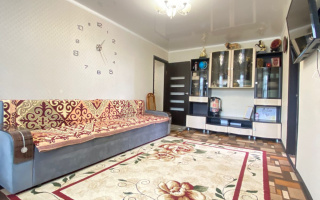 Продажа 4-комнатной квартиры, 62 м², ул. Муканова, дом  8 - Продажа  четырехкомнатных квартир в Караганде с фото