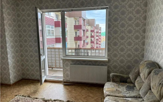 Продажа 1-комнатной квартиры, 52 м², пр. Республики, дом  1/3 - Продажа  однокомнатных квартир в Караганде