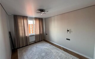 Продажа 2-комнатной квартиры, 57.7 м²