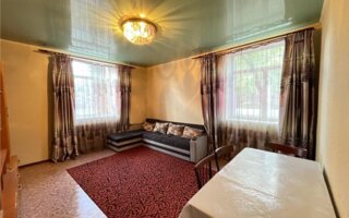 Продажа 3-комнатной квартиры, 65 м²