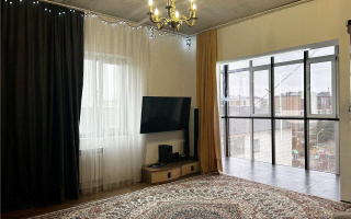 Продажа 3-комнатной квартиры, 95 м², ул. Муканова - Продажа квартир в Караганде