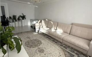 Продажа 3-комнатной квартиры, 114 м²