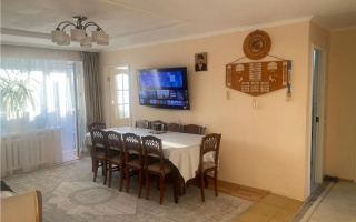 Продажа 4-комнатной квартиры, 74 м², ул. Гапеева, дом  9 - Продажа квартир в Караганде без посредников