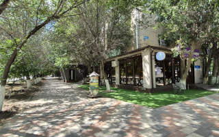 Продажа 2-комнатной квартиры, 43 м², пр. Азаттык, дом  67 - Продажа и аренда недвижимости в Атырау