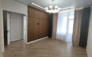 Продажа 2-комнатной квартиры, 49 м², пр. Туран, дом  55/8 - Продажа офисных и торговых помещений в Атырау