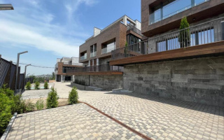 Продажа 5-комнатного дома, 221 м², Ерменсай, дом  15 - Продажа домов и коттеджей в Алматы