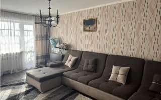 Продажа 3-комнатной квартиры, 61 м², мкр-н 23, дом  35 - Продажа  трехкомнатных квартир в Караганде