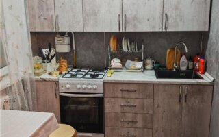 3-комн. квартира, 1/5 этаж, пр. Строителей