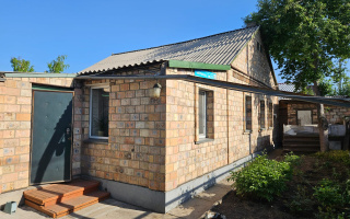 Продажа 5-комнатного дома, 95 м², мкр-н 19, дом  85 - Продажа домов, коттеджей в Караганде