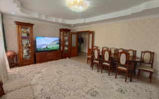 Продажа 4-комнатной квартиры, 136.4 м², ул. Габдуллина - Продажа  четырехкомнатных квартир в Астане