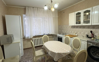 Аренда 3-комнатной квартиры, 100 м², пр. Абая, дом  5 - пр. Сарыарка - Аренда квартир помесячно в Астане с фото